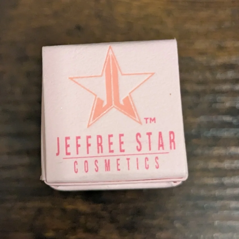 Jeffree Star Grave Digger Velvet Trap Lipstick NIB